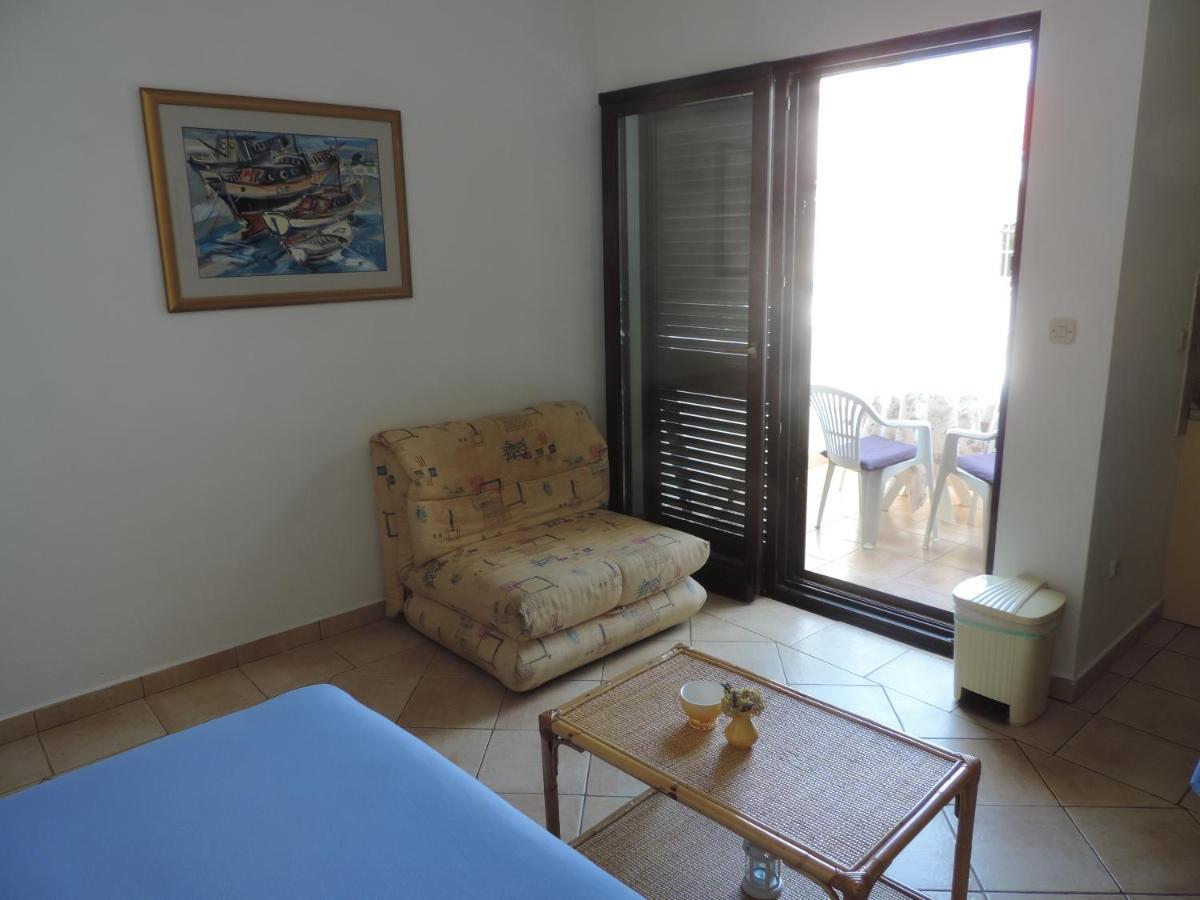 Apartmani Lavanda Паг Екстериор снимка